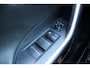Toyota RAV4 2.5 Hybrid AWD Style Rijklaar | Trekhaak | Leder | Stoel-/stuurverw. | LED | Apple/Android | Parksens. v+a | El.stoel
