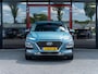 Hyundai Kona 1.6 GDI HEV Fashion | Trekhaak | 1e Eigenaar | Navigatie | Climate Control | Adaptieve Cruise Control | Camera | Metallic Lak | Head-Up Display | Krell Premium Audio | Origineel Nederlands | All Season |