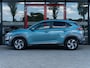 Hyundai Kona 1.6 GDI HEV Fashion | Trekhaak | 1e Eigenaar | Navigatie | Climate Control | Adaptieve Cruise Control | Camera | Metallic Lak | Head-Up Display | Krell Premium Audio | Origineel Nederlands | All Season |