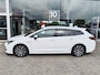 Toyota Corolla Touring Sports 1.8 Hybrid Dynamic | Stoelverwarming | Draadloze Telefoonlader |