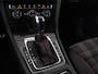 Volkswagen Golf 2.0 TSI GTI | Automaat | Stoelverwarming | Navigatie | Xenon | Climate control | Sportstoelen | Cruise control | Bluetooth
