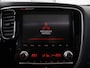 Mitsubishi Outlander 2.4 PHEV Intense+ | Schuifdak | Stoel & stuurverwarming | 360 camera | Trekhaak | Half leder | Carplay | Navigatie | Climate control