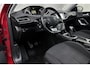 Peugeot 308 1.2 PureTech Blue Lion | Panoramadak | Climate control | Cruise control | Parkeersensoren | Navigatie