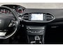 Peugeot 308 1.2 PureTech Blue Lion | Panoramadak | Climate control | Cruise control | Parkeersensoren | Navigatie