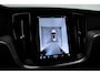 Volvo V60 2.0 T8 Plug-in hybrid AWD Ultra Dark | Pano-dak | Head-up | 360 camera | Trekhaak | H&K Audio |