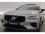 Volvo V60 2.0 T8 Plug-in hybrid AWD Ultra Dark | Pano-dak | Head-up | 360 camera | Trekhaak | H&K Audio |