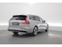Volvo V60 2.0 T8 Plug-in hybrid AWD Ultra Dark | Pano-dak | Head-up | 360 camera | Trekhaak | H&K Audio |