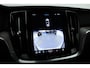 Volvo V60 2.0 T8 Plug-in hybrid AWD Ultra Dark | Pano-dak | Head-up | 360 camera | Trekhaak | H&K Audio |