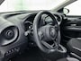 Toyota Aygo X Play 72 pk Automaat | Navigatie via Apple Carplay/Android Auto | Achteruitrijcamera | LED Dagrijverlichting | DAB Ontvanger | Bluetooth | Lederen Stuurwiel | Climate Control | Adaptieve Cruise Control | Start/Stop Systeem | Buitenspiegels Elektrisch Verstel -en Verwarmbaar |