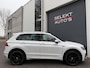 Volkswagen Tiguan 2.0 TSI 4-Motion 3xR-Line 220 Pk Pano/ACC/Head Up/Trekhaak/LED/Camera/Navigatie/Car Play/PDC/20 Inch/Apk 05-2026
