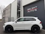Volkswagen Tiguan 2.0 TSI 4-Motion 3xR-Line 220 Pk Pano/ACC/Head Up/Trekhaak/LED/Camera/Navigatie/Car Play/PDC/20 Inch/Apk 05-2026
