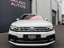 Volkswagen Tiguan 2.0 TSI 4-Motion 3xR-Line 220 Pk Pano/ACC/Head Up/Trekhaak/LED/Camera/Navigatie/Car Play/PDC/20 Inch/Apk 05-2026
