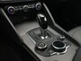 Alfa Romeo Giulia 2.0 TURBO 200pk Super I Veloce InterieurI I Harman Kardon I Stoel - en Stuurverwarming I Adaptieve Cruise I Keyless Entry I Dodehoek Detectie I