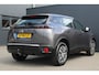 Peugeot 2008 1.2 Active | incl. 12 maanden garantie | Trekhaak | Navigatie | Cruise control | DAB+ | Airco | Parkeersensoren | Isofix | LED koplampen | Apple carplay / Android auto | Dealer onderhouden |