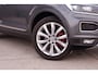 Volkswagen T-Roc 1.5 TSI Sport LED | Trekhaak | Carplay | Camera | PDC