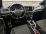 Volkswagen T-Roc 1.5 TSI Sport LED | Trekhaak | Carplay | Camera | PDC