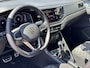 Volkswagen Taigo 1.0 TSI R-Line / Apple Carplay & Android Auto / Camera / Digital Display /