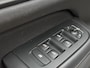 Volvo V60 2.0 B3 Momentum / NL Auto / Wegklapbare Trekhaak / Android Auto/ Apple Carplay /