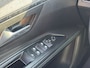 Peugeot 5008 1.2 PureTech Allure / NL Auto / 7 Pers / Android Auto / Navi / Cruise Control / Stoelverwarming / Lederen Bekleding /