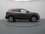 Nissan Qashqai 141pk DIG-T Design Edition 360° Camera | Cruise | Navi | Parkeersens. v+a | Trekhaak | Panoramadak