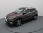 Nissan Qashqai 141pk DIG-T Design Edition 360° Camera | Cruise | Navi | Parkeersens. v+a | Trekhaak | Panoramadak