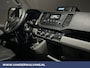 Volkswagen Crafter 2.0 TDI 141pk L4H3 L3H2 Euro6 ** Airco | 3000kg trekhaak | Cruisecontrol | Parkeersensoren Bijrijdersbank
