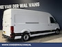 Volkswagen Crafter 2.0 TDI 141pk L4H3 L3H2 Euro6 ** Airco | 3000kg trekhaak | Cruisecontrol | Parkeersensoren Bijrijdersbank