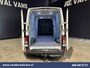 Volkswagen Crafter 2.0 TDI 140pk L4H3 L3H2 Euro6 Airco | 3000kg trekhaak | Cruisecontrol | Parkeersensoren Bijrijdersbank
