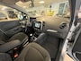 Renault Captur 0.9 TCe Limited Prijs is rijklaar Incl. 6 Maanden Bovag garantie, Onderhoudsbeurt & Nieuwe APK. Navigatie, Airco.