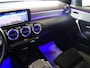 Mercedes-Benz A-klasse 180 Business Solution AMG Automaat, Camera, Sfeerverlichting, Navigatie, Multimedia, Airco/ECC, CruiseControl, Leder/Alcantara, Parkeersensoren, LM-velgen