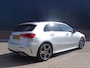 Mercedes-Benz A-klasse 180 Business Solution AMG Automaat, Camera, Sfeerverlichting, Navigatie, Multimedia, Airco/ECC, CruiseControl, Leder/Alcantara, Parkeersensoren, LM-velgen