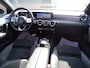 Mercedes-Benz A-klasse 180 Business Solution AMG Automaat, Camera, Sfeerverlichting, Navigatie, Multimedia, Airco/ECC, CruiseControl, Leder/Alcantara, Parkeersensoren, LM-velgen