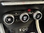 Renault Captur E-Tech Hybrid 145pk Intens | Navigatie | Cruise Control | Camera Achter | Parkeersensoren Voor & Achter |