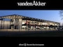Mercedes-Benz A-klasse 250e AMG // Panormadak // Leder // Trekhaak // Distronic // Sfeerverlichting // Stoelverwarming