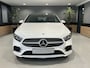 Mercedes-Benz A-klasse 250e AMG // Panormadak // Leder // Trekhaak // Distronic // Sfeerverlichting // Stoelverwarming