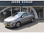 Mercedes-Benz B-klasse 180 Business Solution Automaat / Airco / Camera / Navigatie / Lane assist / Cruise