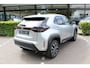 Toyota Yaris Cross 1.5 Hybrid 115 Dynamic + Comfort pack | Rijklaar | Nieuw uit vooraad | Blind Spot | Apple/Android | Stoel-/stuurverw. | Navi | LED | Parksens. v+a