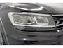 Volkswagen Tiguan 1.5 TSI 150pk Highline R Line Aut. [ LED Virtual Dynaudio Trekhaak ]