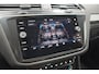 Volkswagen Tiguan 1.5 TSI 150pk Highline R Line Aut. [ LED Virtual Dynaudio Trekhaak ]