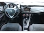 Alfa Romeo Giulietta 1.4 T Sprint - 170 PK - NAVIGATIE - AUTOMAAT - CRUISE - TREKHAAK - CLIMA -