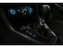 Ford Focus 1.5 Red Edition / Orig. Nederlands / Speciale uitvoering / Black Style / Navigatie / Cruise Control / 18'' LMV / Sportstoelen / Parkeerassistent / Parkeersensoren v+ a / Buitenspiegels elektr. inklap- & verwarmbaar / Airco / Dakspoiler / Privacy glas / Best. stoel in hoogte verstelbaar / Racing Red