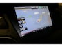 Ford Focus 1.5 Red Edition / Orig. Nederlands / Speciale uitvoering / Black Style / Navigatie / Cruise Control / 18'' LMV / Sportstoelen / Parkeerassistent / Parkeersensoren v+ a / Buitenspiegels elektr. inklap- & verwarmbaar / Airco / Dakspoiler / Privacy glas / Best. stoel in hoogte verstelbaar / Racing Red