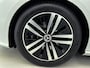 Mercedes-Benz CLA Shooting Brake 200 Business Luxury(NL-auto, 1e Eig, Dealer OnderH, Panorama, SfeerV, Trekhaak, Etc)