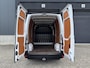 Renault Master 2.3 - 135PK T35 dCi L2H2 Work Edition | BPM VRIJ | Navi | Trekhaak | Camera | Airco | Cruise Control | Volledig Betimmerd | Licht & Regen Sensor | Apple CarPlay/Android Auto |