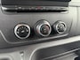 Renault Master 2.3 - 135PK T35 dCi L2H2 Work Edition | BPM VRIJ | Navi | Trekhaak | Camera | Airco | Cruise Control | Volledig Betimmerd | Licht & Regen Sensor | Apple CarPlay/Android Auto |