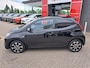 Toyota Aygo 1.0 VVT-i x-joy cabrio APPLE & ANDROID PARKEERCAMERA ROOD OPEN DAK NETTE AUTO AIRCO