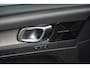 Volvo XC40 1.5 T5 Recharge Inscription | Stoel & Stuurverwarming | Elek. Stoelen & Geheugen | Harman/Kardon | Adaptieve Cruise + Pilot Assist | Semi Elek. Trekhaak | Parkeer Camera + Sensoren