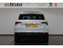 Skoda Karoq 1.5 TSI ACT Business Edition / 18'' LMV / ELEK. KLEP / PAN-SCHUIF DAK /