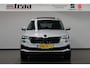 Skoda Karoq 1.5 TSI ACT Business Edition / 18'' LMV / ELEK. KLEP / PAN-SCHUIF DAK /