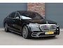 Mercedes-Benz S-klasse 500 4MATIC Lang AMG Line Aut9 | Achterasbesturing | Luchtvering | Chauffeurspakket | Zonweringspakket | Distronic+ | Entertainment Achter | Massage | Stoelventilatie | Digital Light | HUD | Verwarmd Stuurwiel |